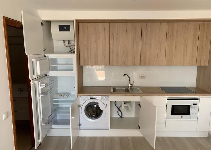 En Cristianos * 洛斯克里斯蒂亚诺斯